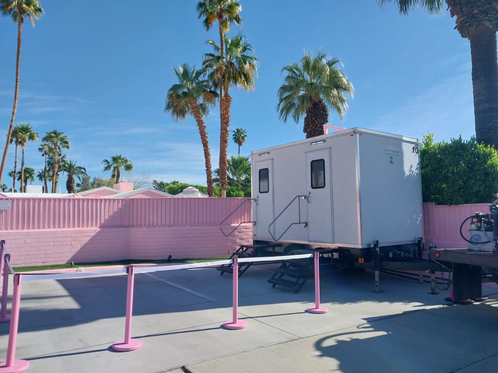 Luxury bathroom trailer rentals Hawaii Area