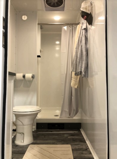 4-Station Portable Bathroom With Shower Rental In Fresno, Sacramento ...