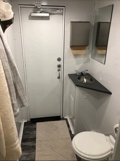 4-Station Portable Bathroom With Shower Rental In Fresno, Sacramento ...