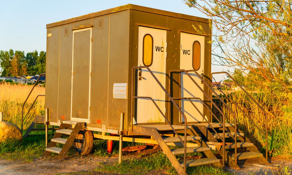 The Benefits of Renting Portable Shower Trailers